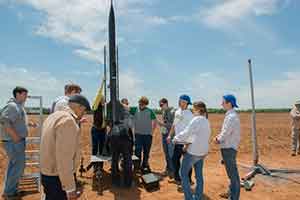 برگزاری جشنواره ی دانش آموزی پرتاب موشک توسط ناسا
