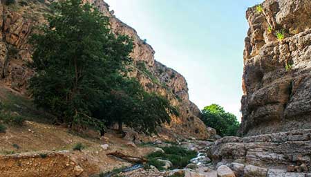 آبشار زیبای حمید در بجنورد