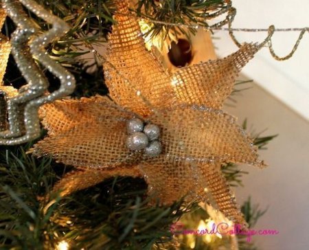 گل تزئینی برای درخت کریسمس و دکور با کرباس ( گونی)! / همراه آموزش