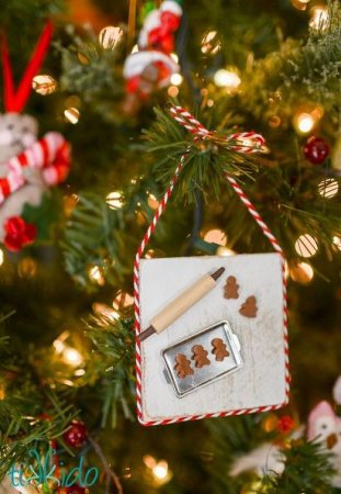 این کاردستی زیبا برای تزئین کاج کریسمس و درب کابینت و یخچال و ....! (همراه آموزش تصویری)