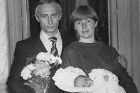 تصاویر و بیوگرافی زندگی خصوصی و همسران زیبای پوتین رئیس جمهور روسیه