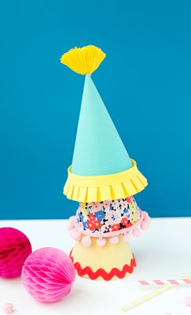 دونوع کلاه مخروطی زیبا برای جشن تولد
